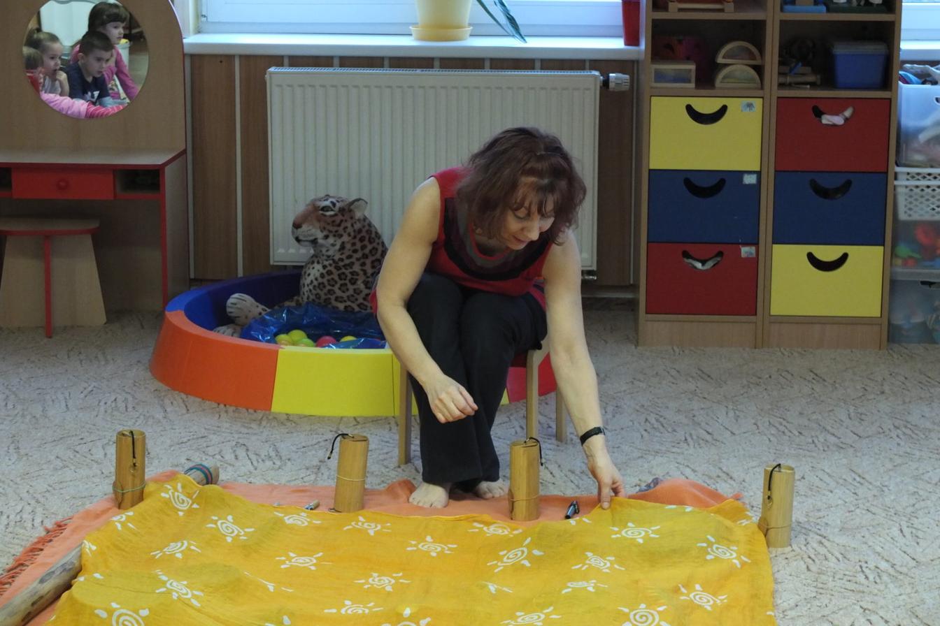 Interaktivní muzikoterapeutický příběh Lenky Hradecké