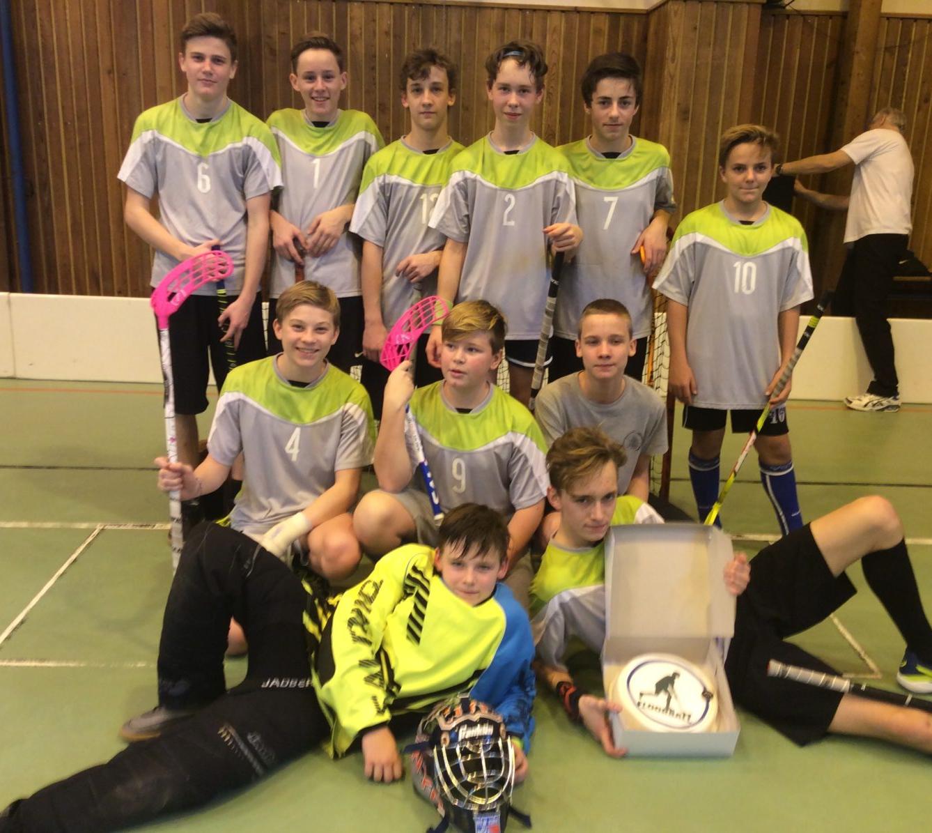 Postup florbalistů do kraje - 24