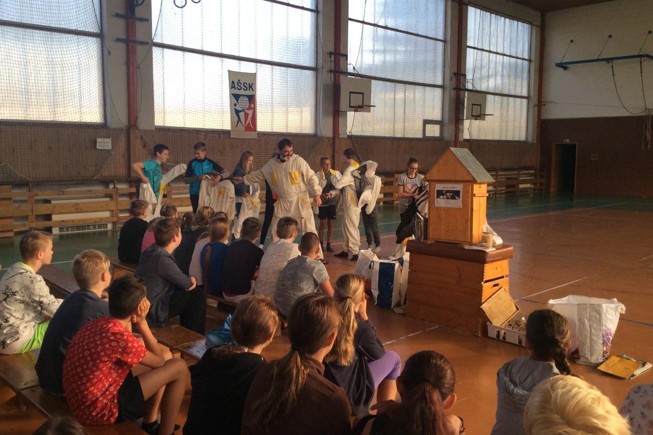 Včelaření s Danem Dostrašilem