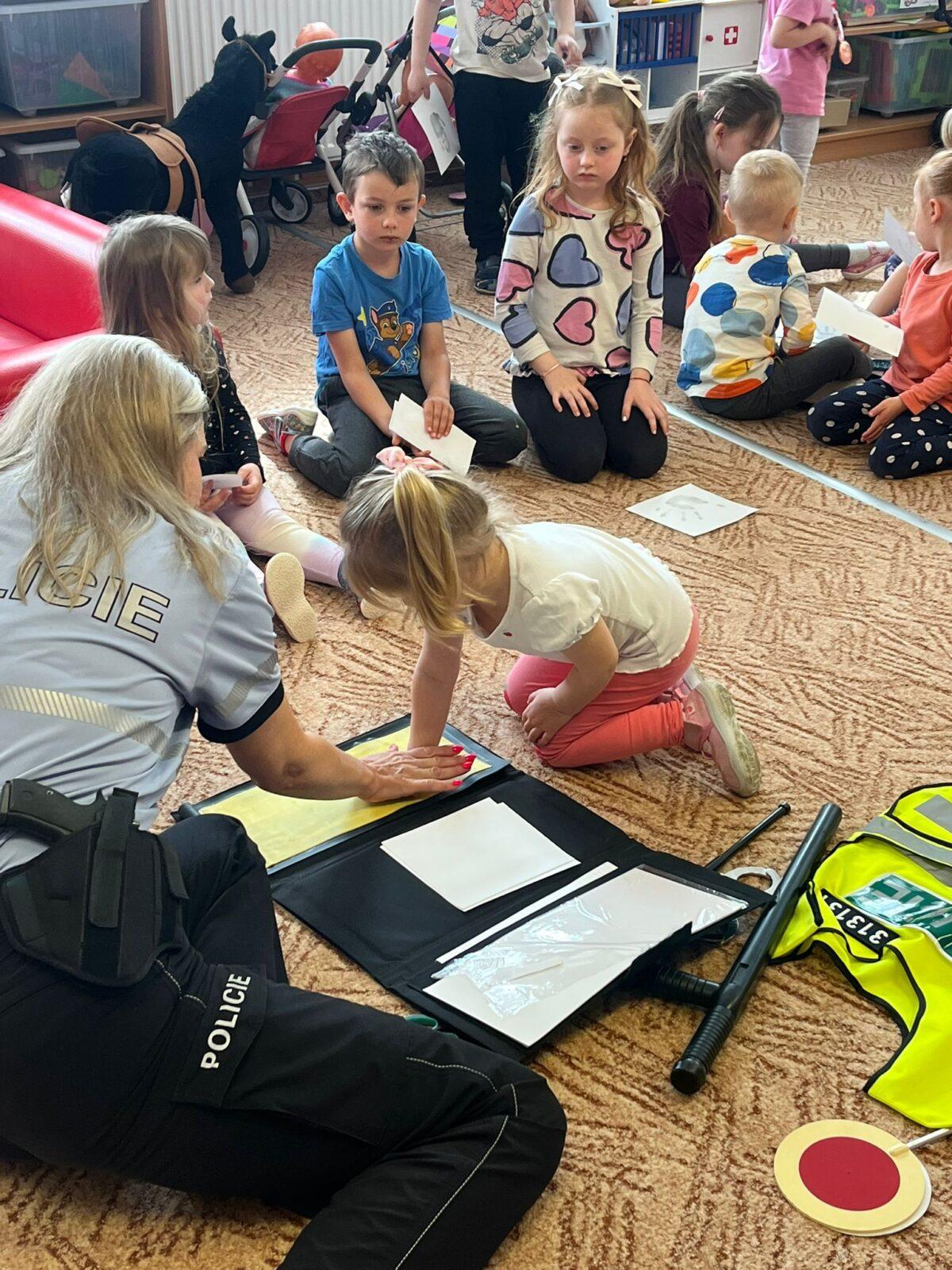 návštěva policie - 2