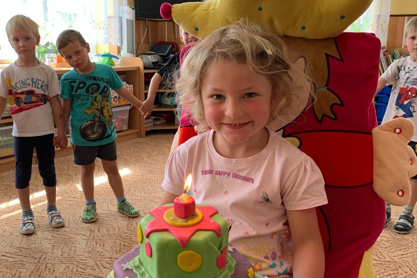 terezka slaví narozeniny