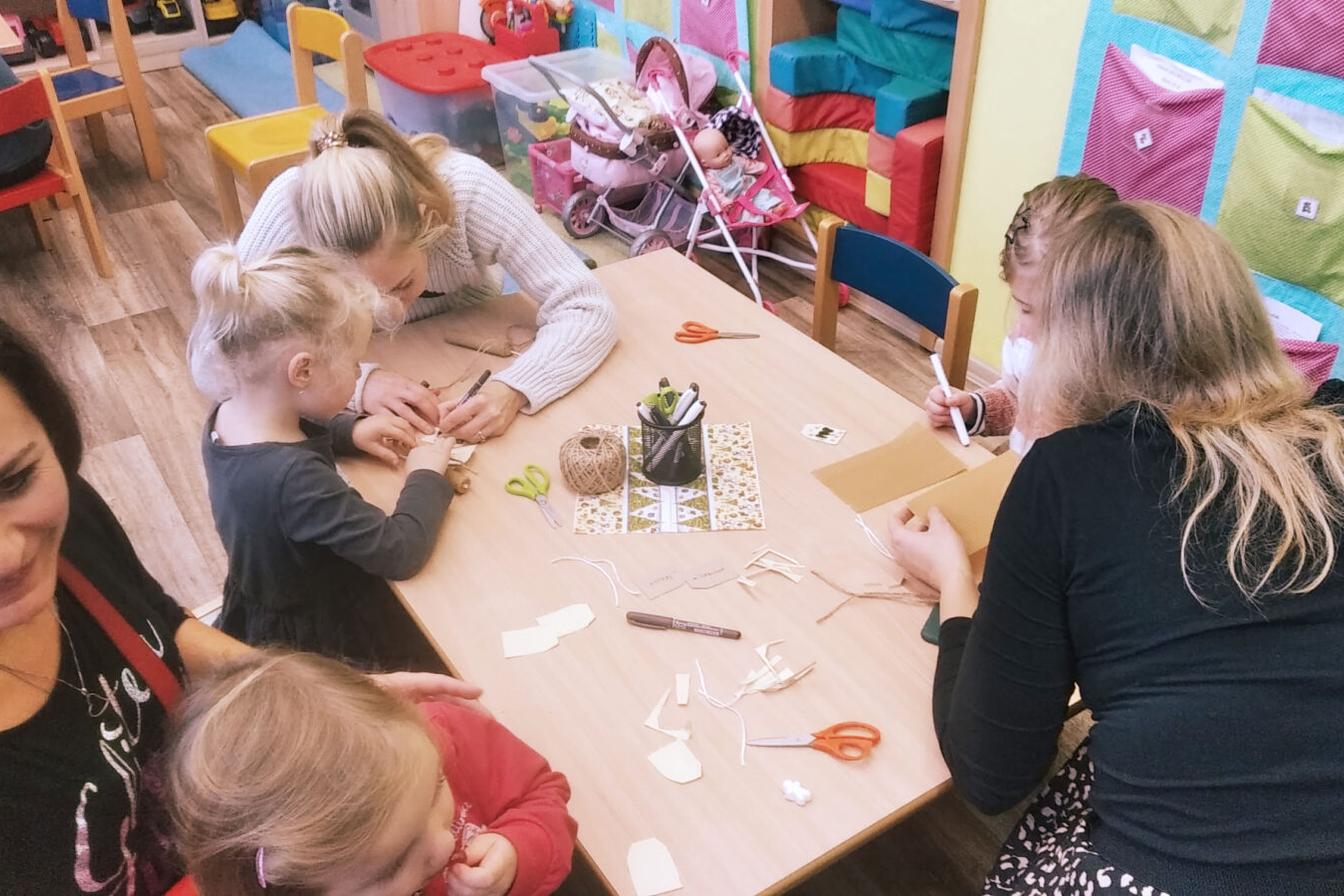 VÁNOČNÍ TVOŘENÍ