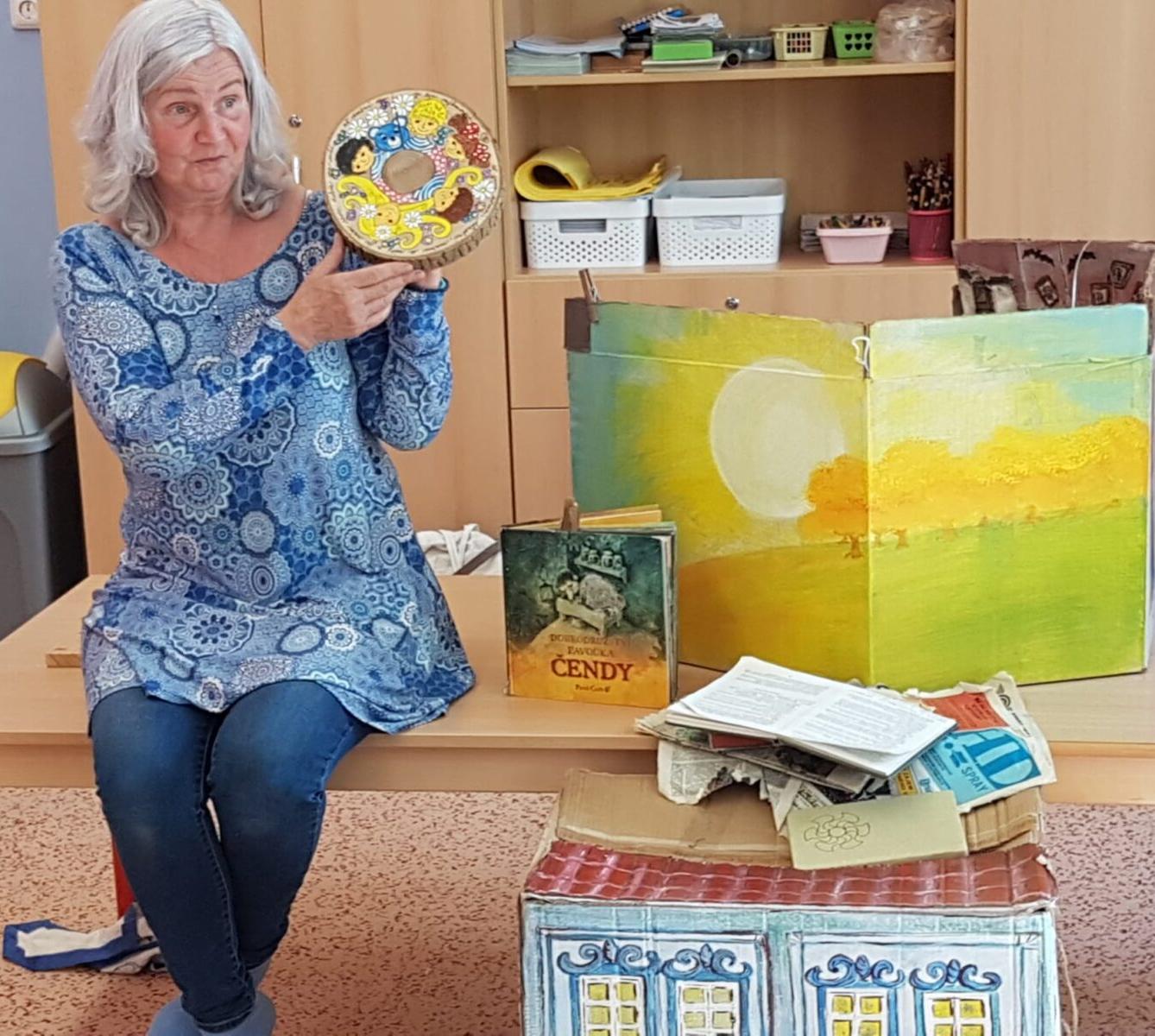 KNIHADÝLKO: ,,DOBRODRUŽSTVÍ PAVOUKA ČENDY" - 4