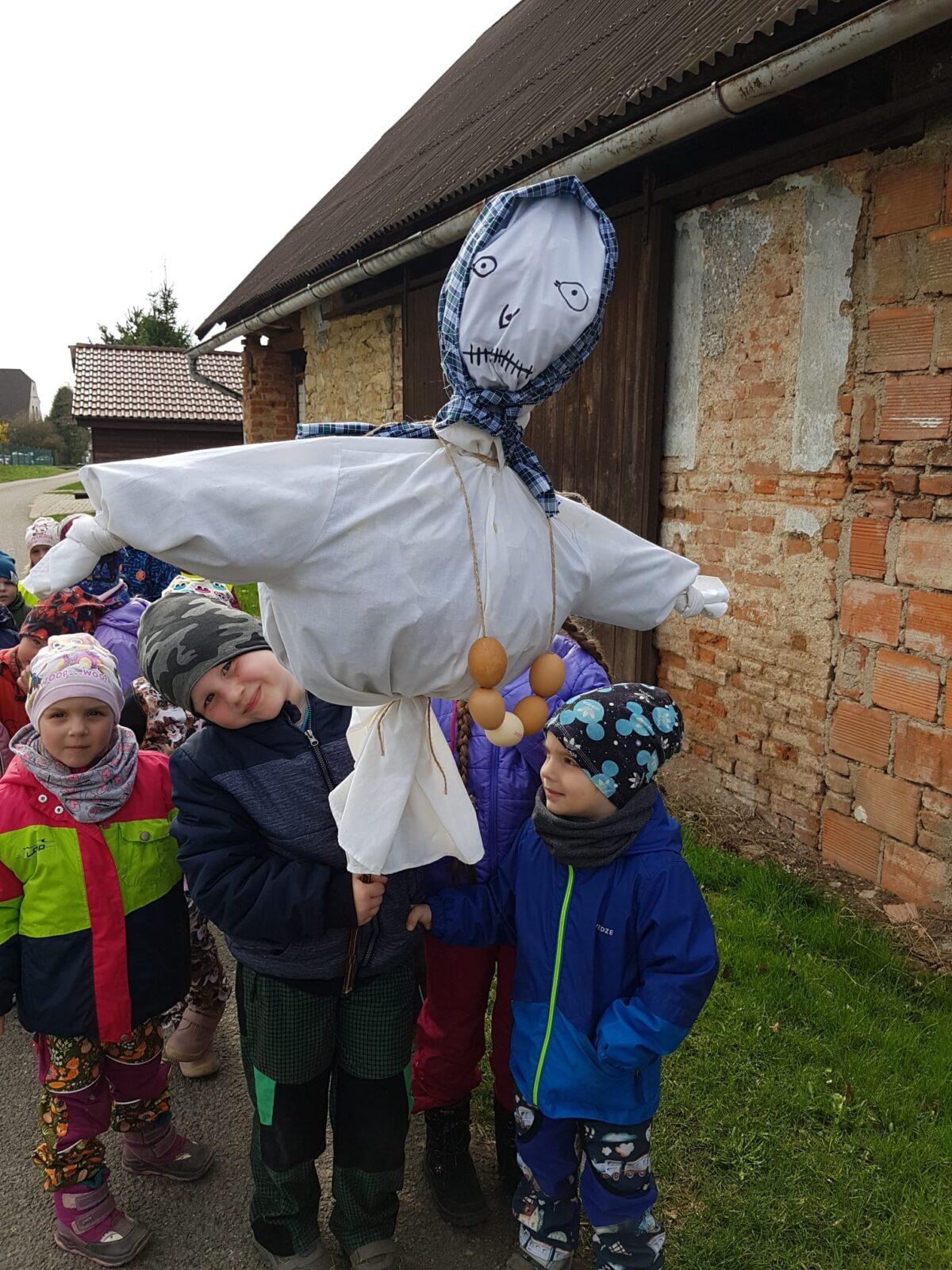 VYNÁŠENÍ MORANY - 5