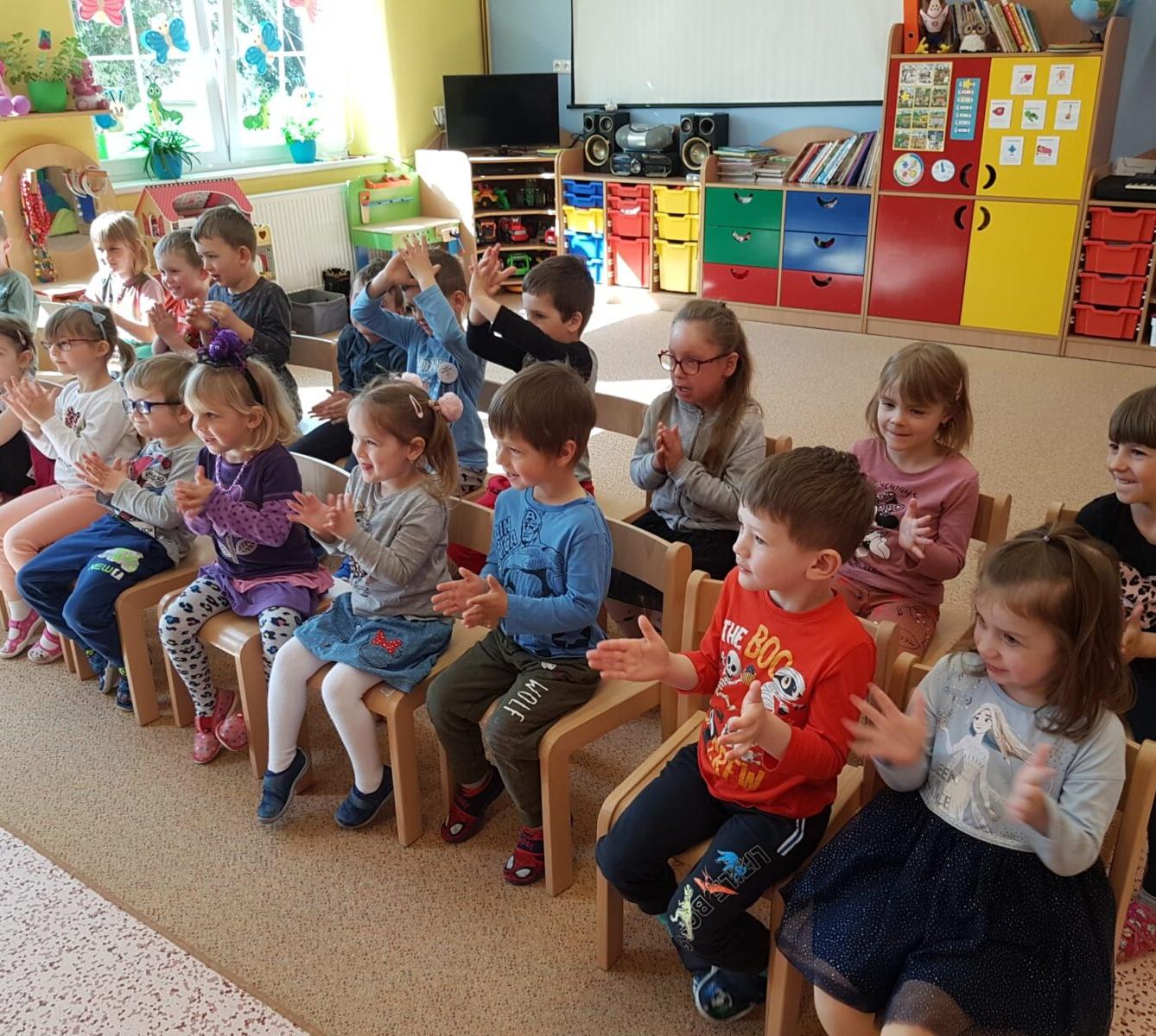 KNIHADÝLKO: ,,DOBRODRUŽSTVÍ PAVOUKA ČENDY" - 6