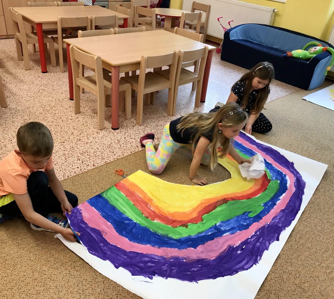 SOVIČKY: ,,DĚTI MAJÍ SVÁTEK" - 6