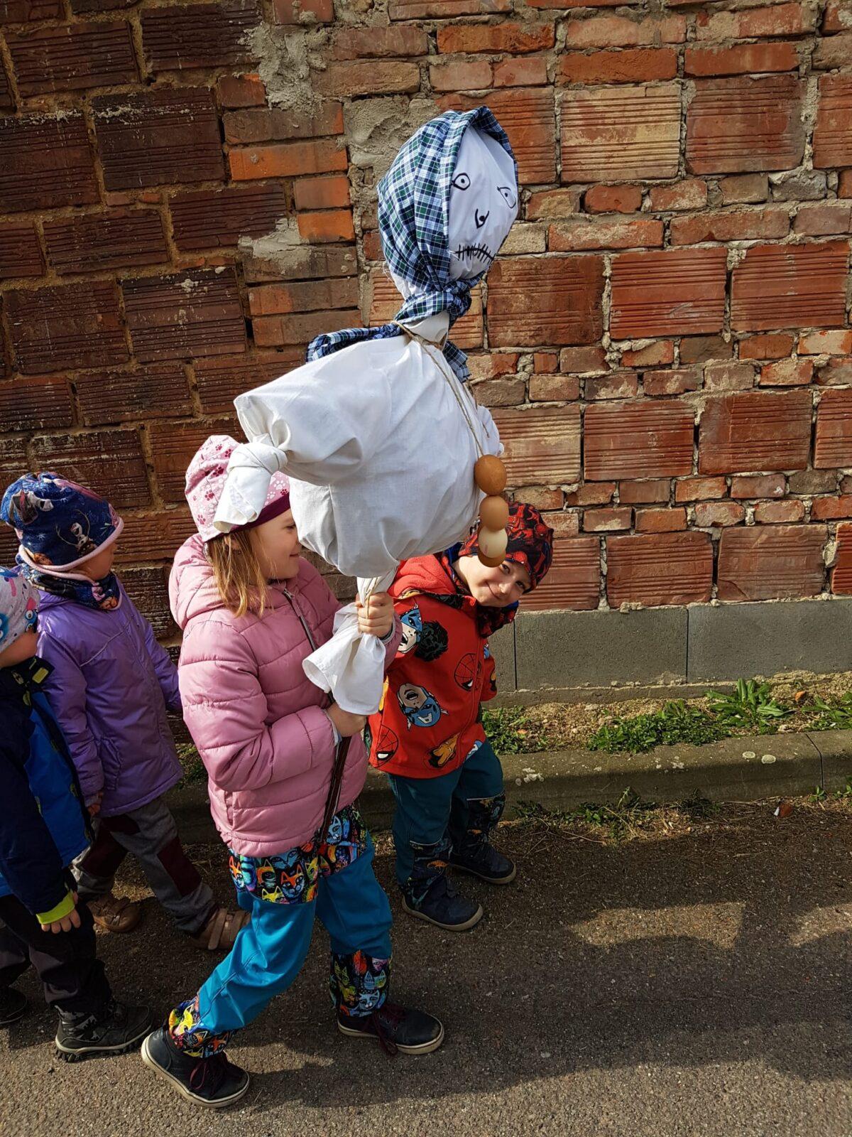 VYNÁŠENÍ MORANY - 7