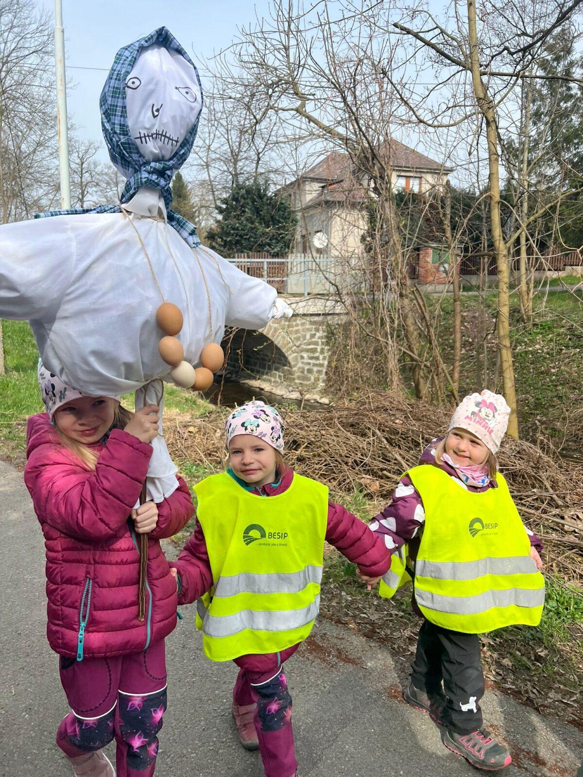 VYNÁŠENÍ MORANY - 8