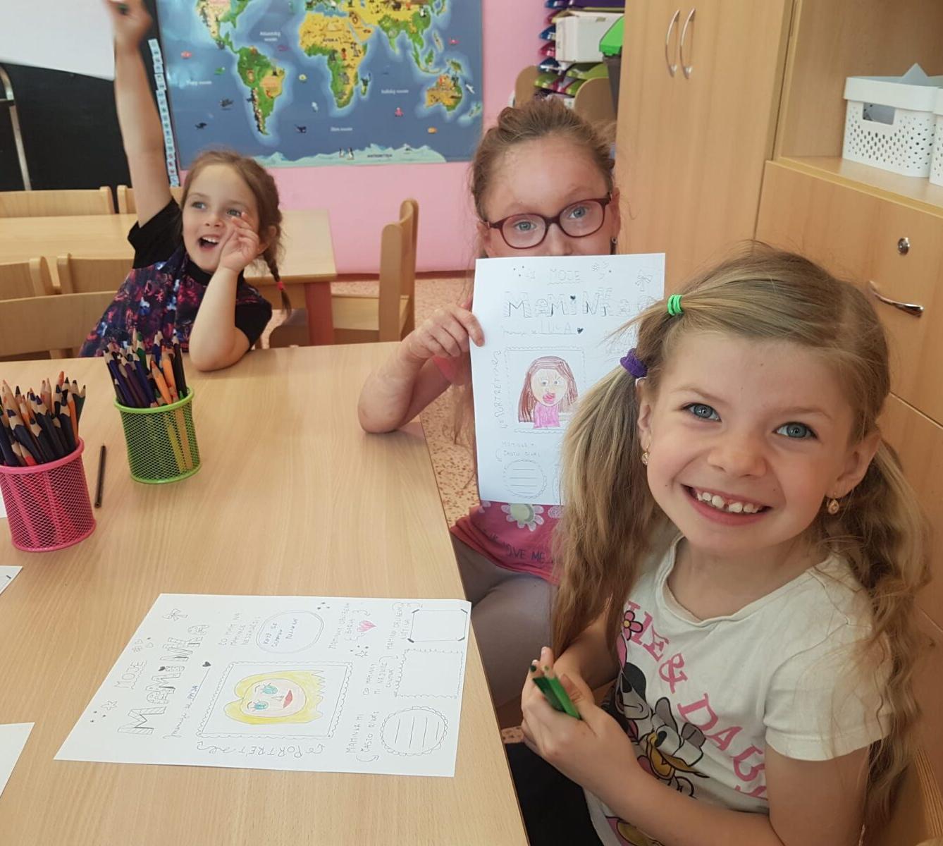 SOVIČKY: ,,MOJE MAMINKA MÁ SVÁTEK - RODINA" - 9