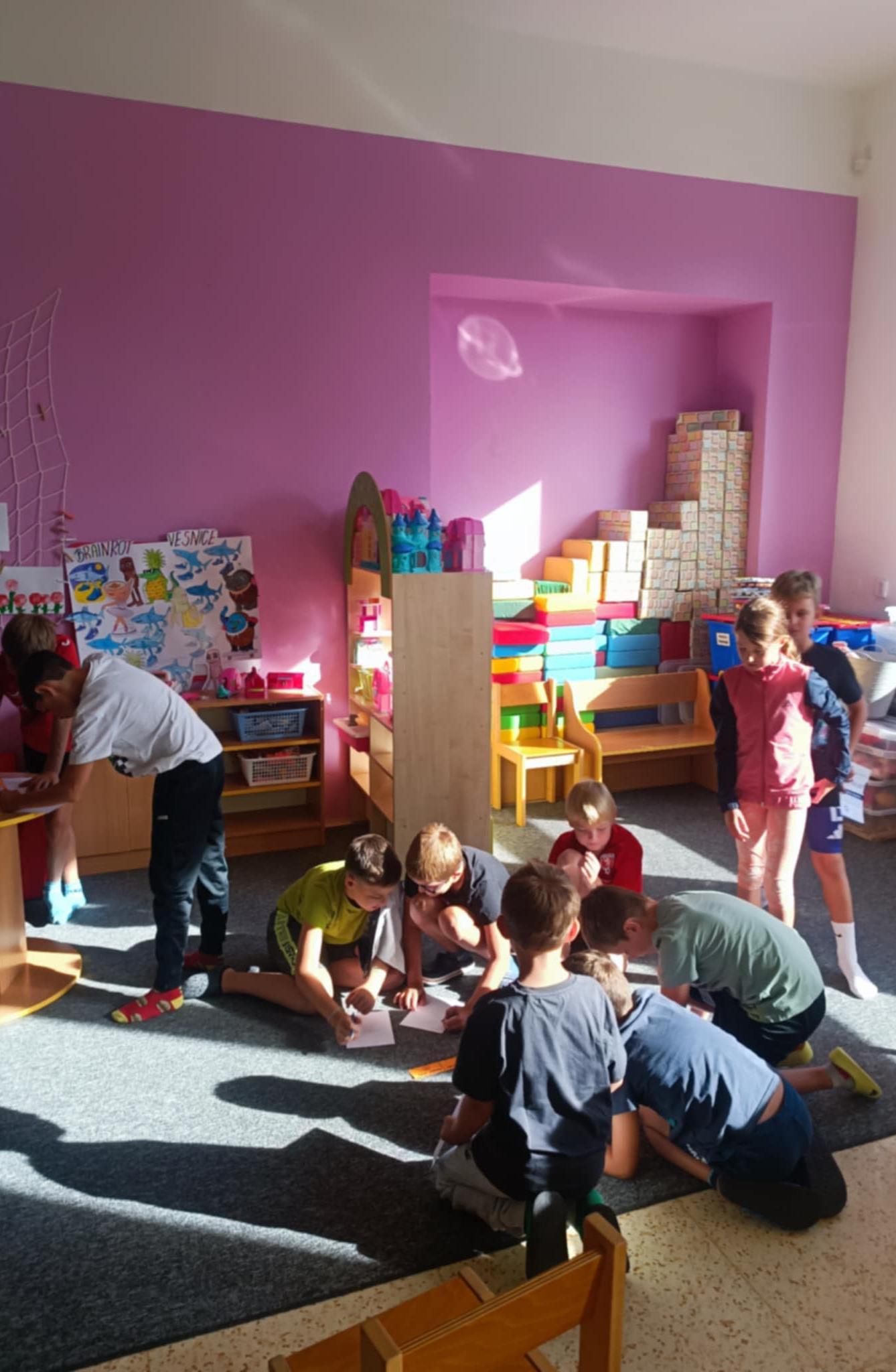 Týden plný zábavy II - pondělí - 7