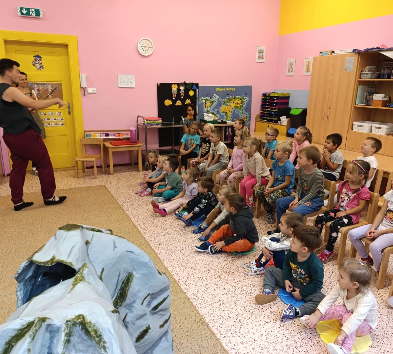 DIVADLO: ,,O ZLATÉ RYBCE" - 1