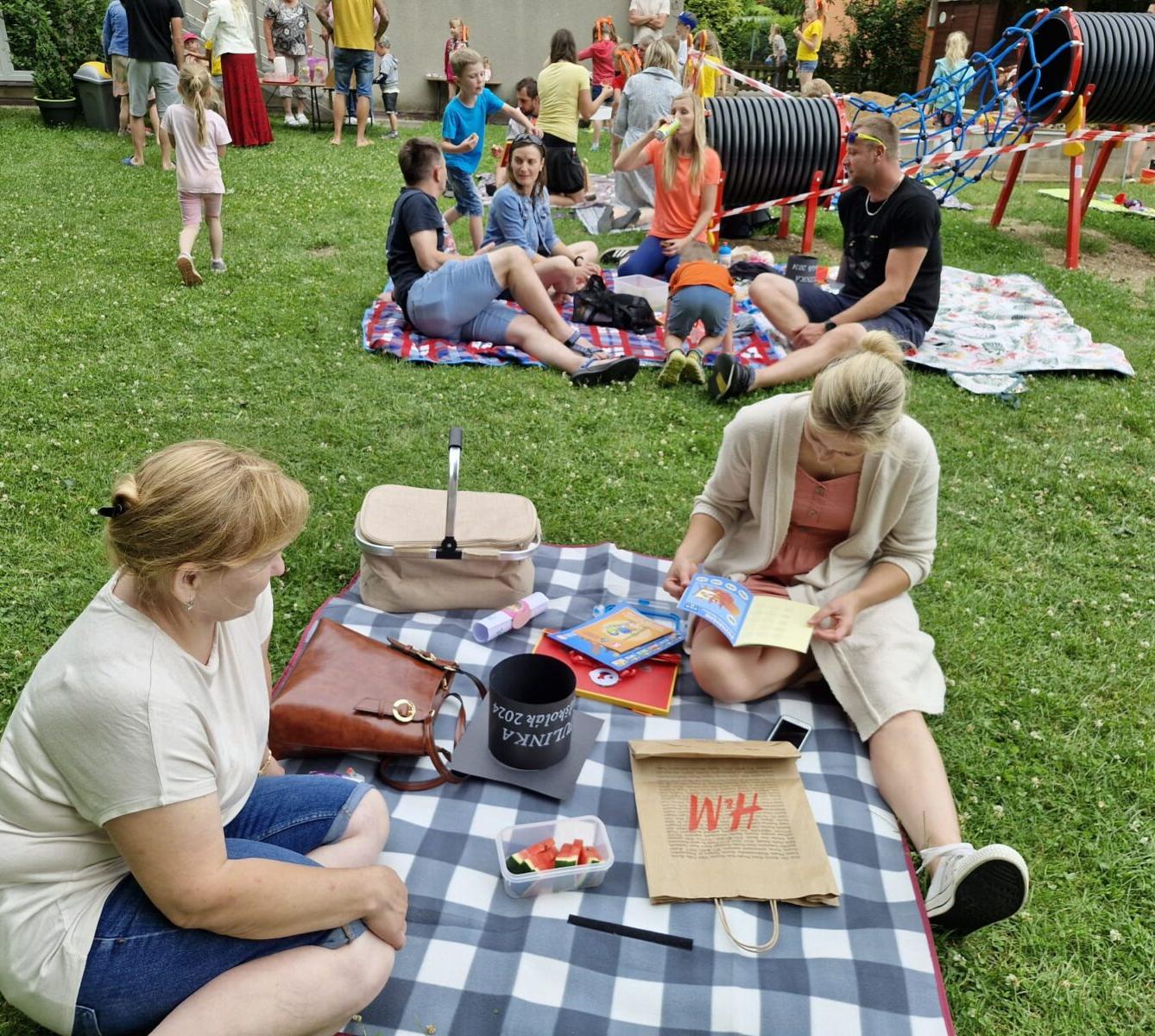 ZAHRADNÍ SLAVNOST - 8