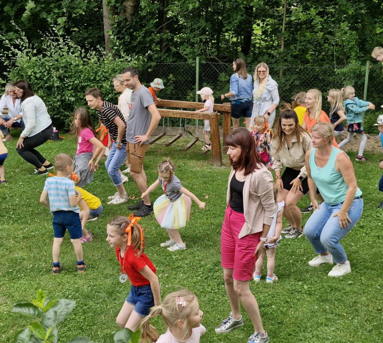 ZAHRADNÍ SLAVNOST - 9