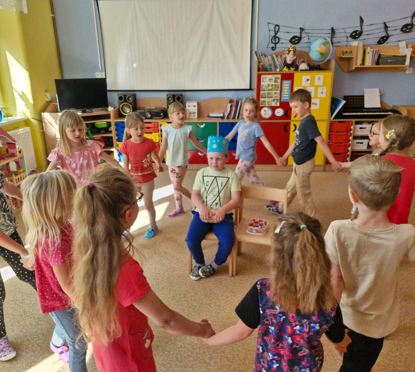 SLAVÍME: KUBÍK MĚL NAROZENINY - 1