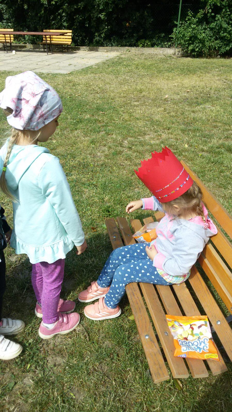 Broučci slaví: Sofinka měla narozeniny - 3