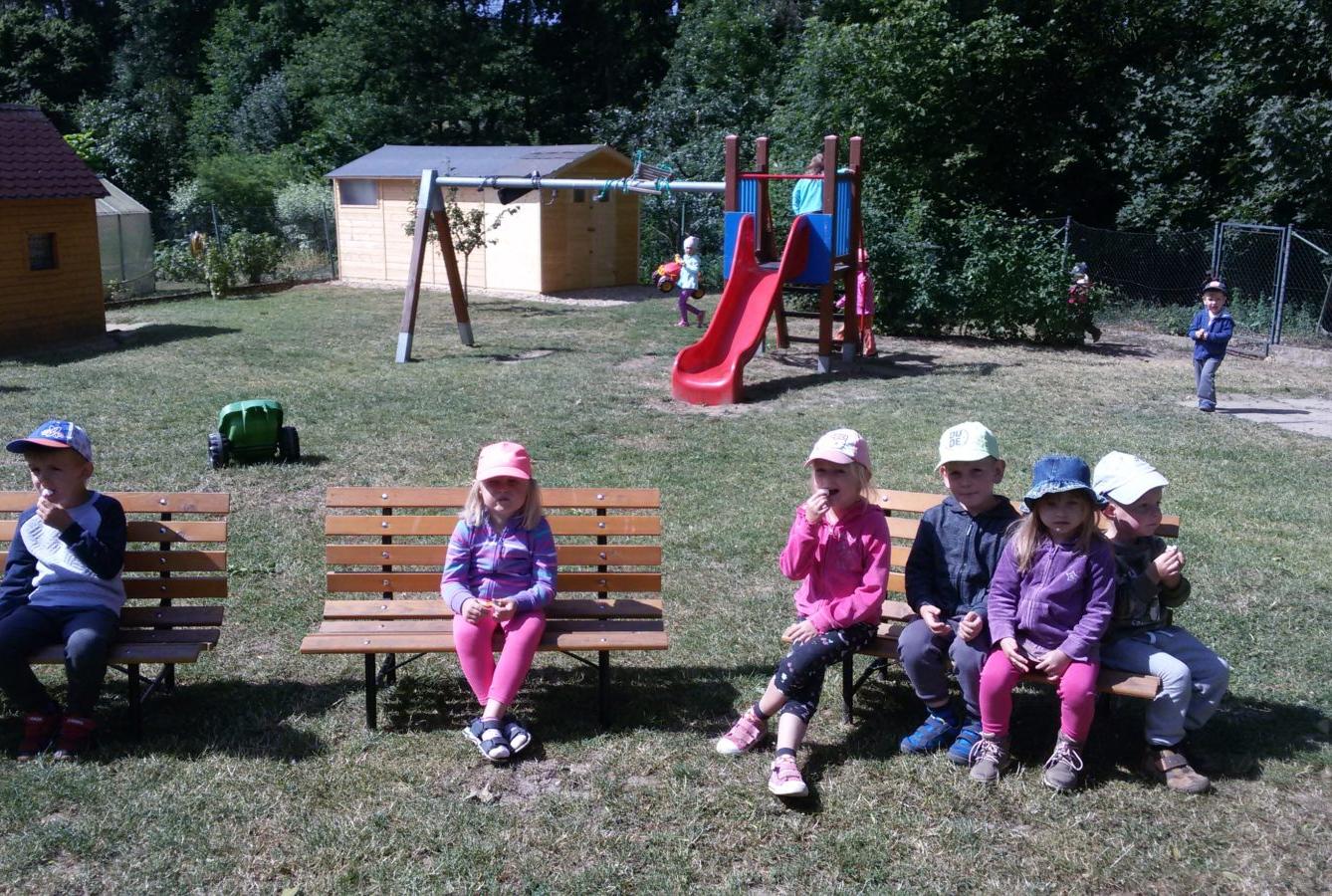 Broučci slaví: Sofinka měla narozeniny - 20