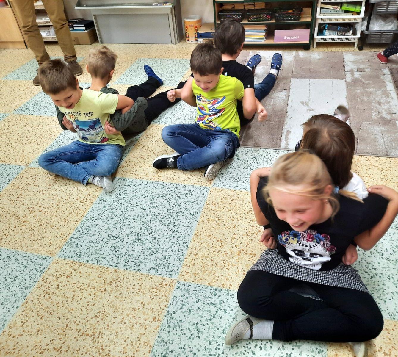 25. 10. Jsme parta - 8