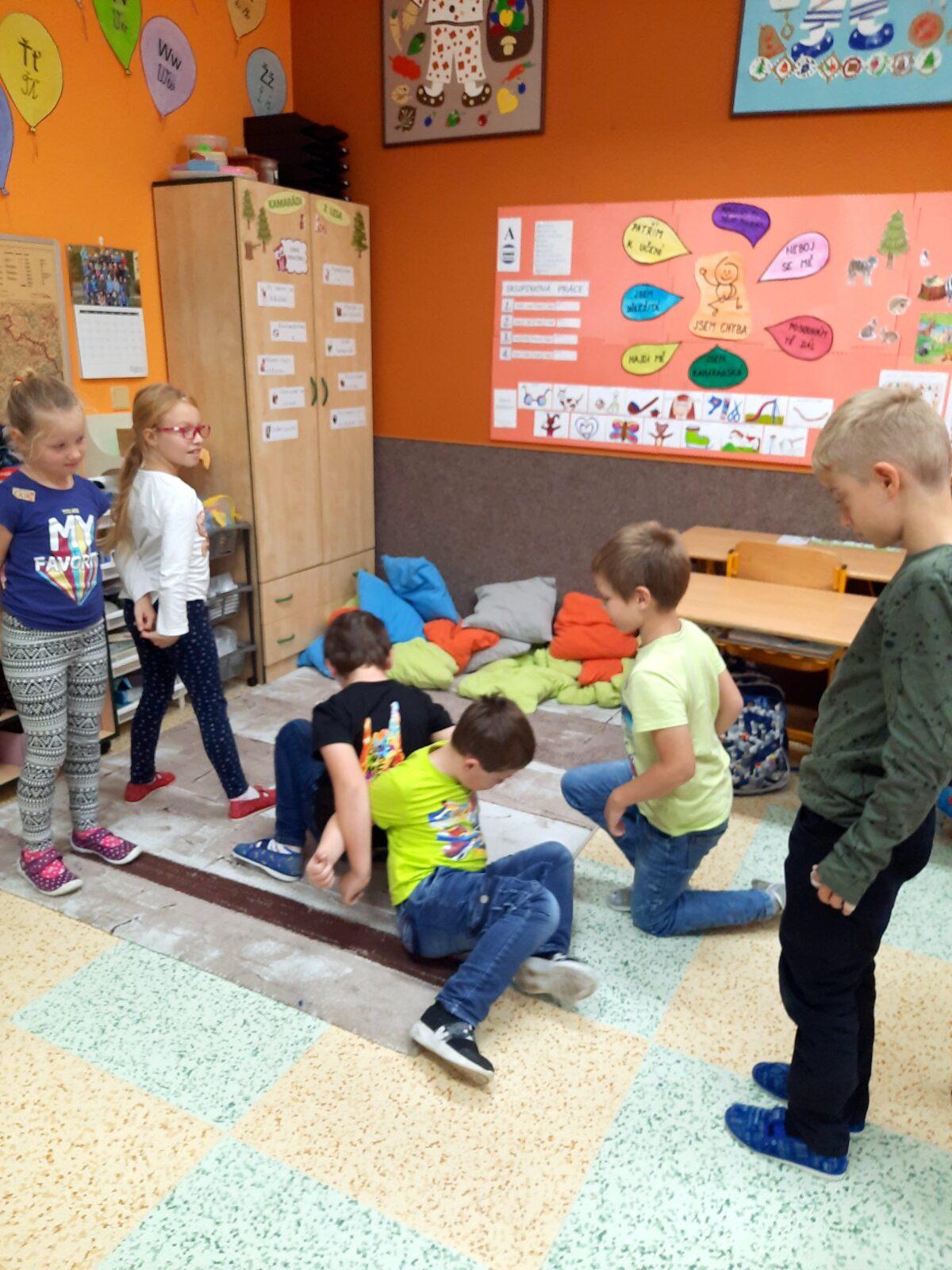 25. 10. Jsme parta - 13