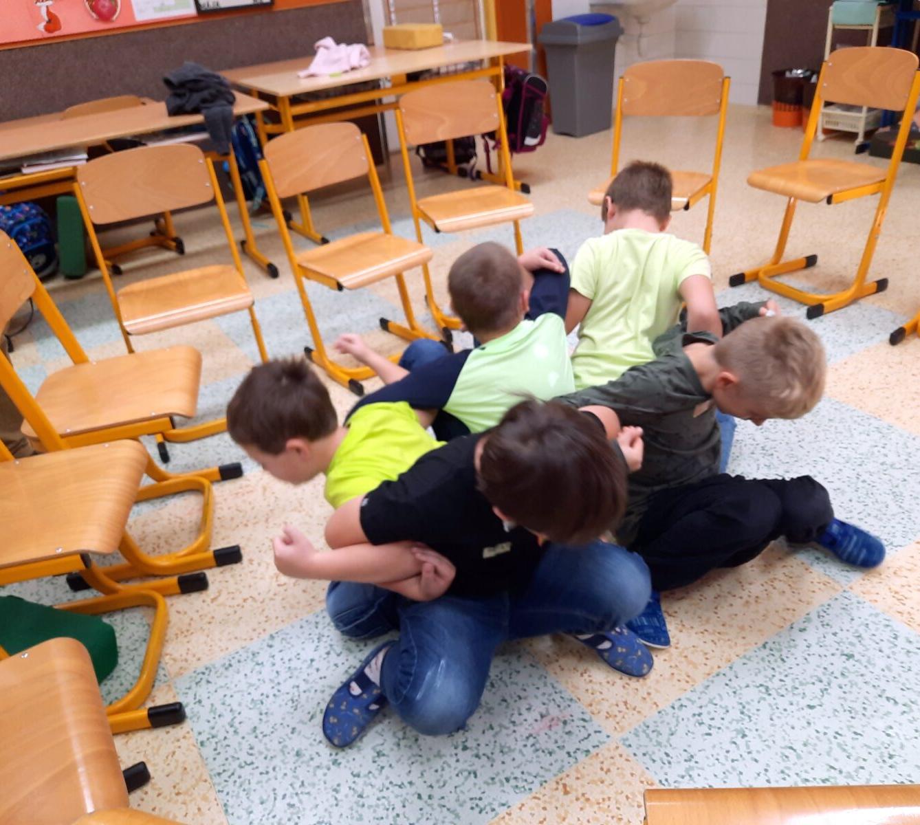 25. 10. Jsme parta - 15