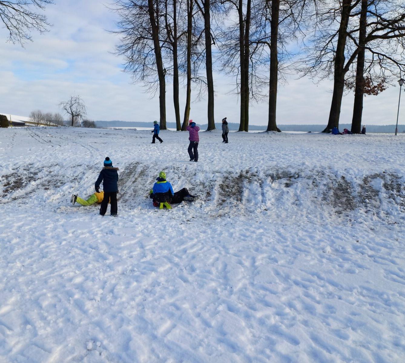 Prvňáčci na sněhu - 7