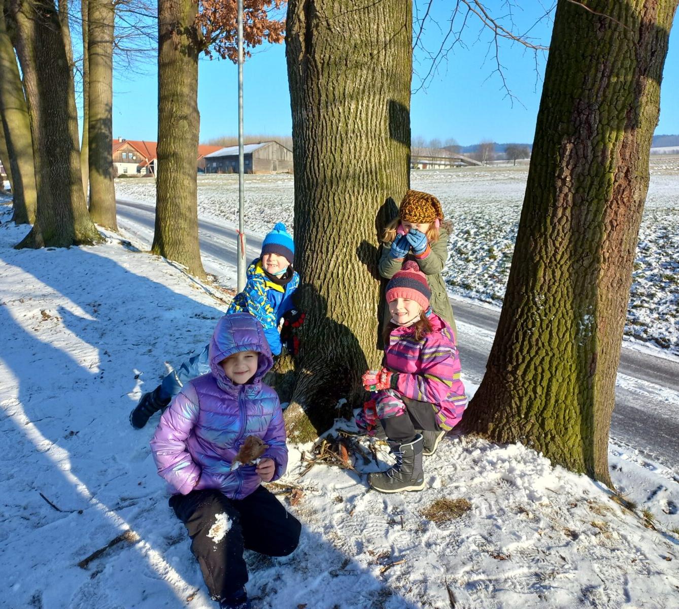 Prvňáčci - tělocvik na sněhu - 9