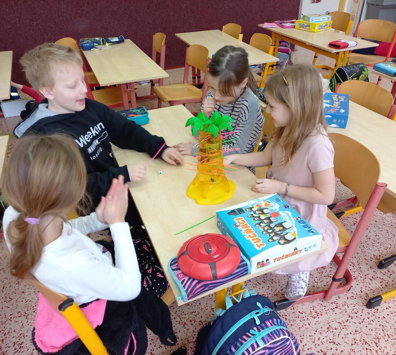 Škola (s) hrou ve 2. třídě - 12