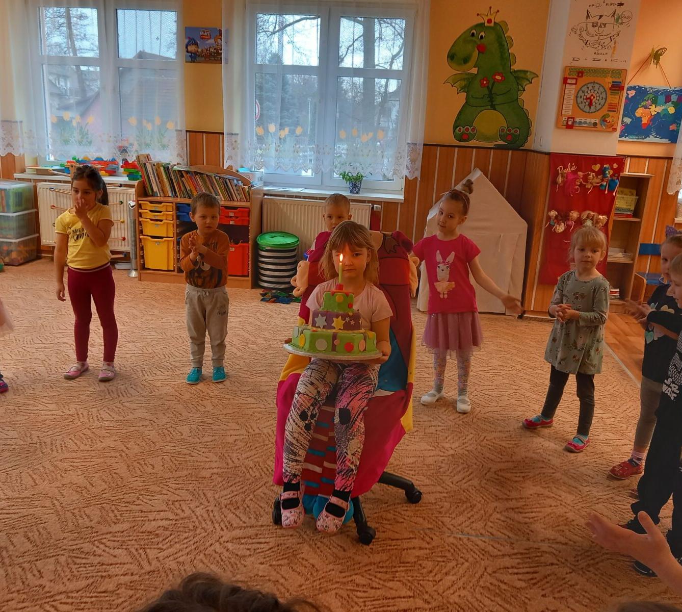 Nicolka slaví narozeniny - 5