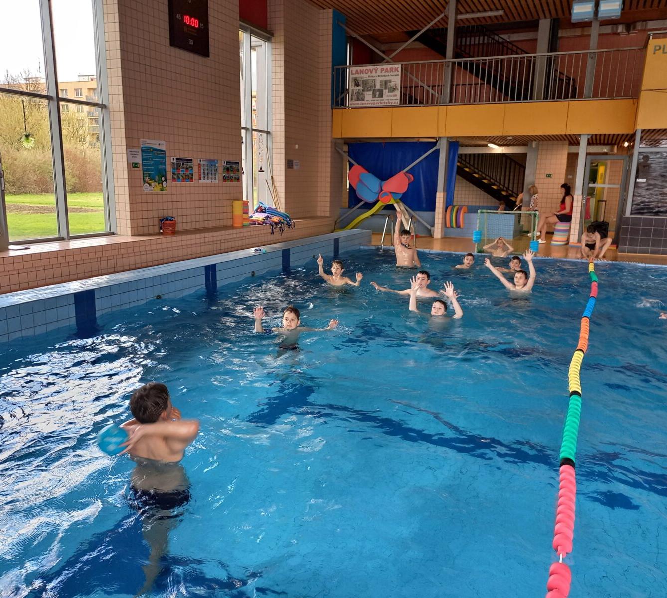 Ukončení plaveckého výcviku ve 2., 3. a 4. třídě - 2