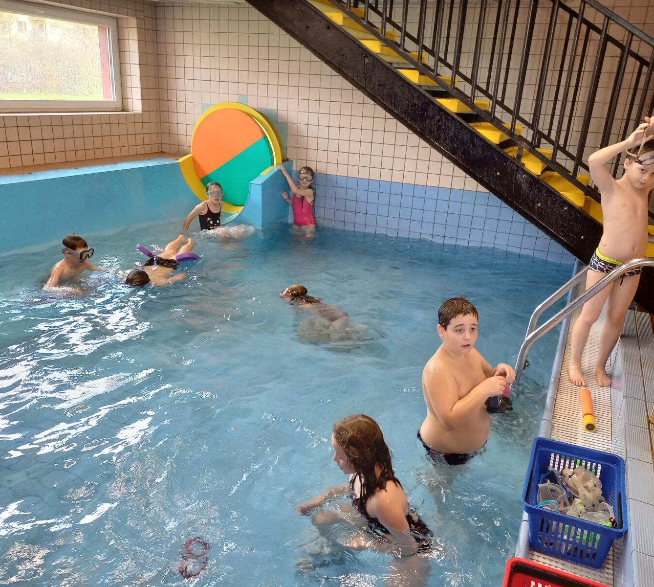 Ukončení plaveckého výcviku ve 2., 3. a 4. třídě - 3