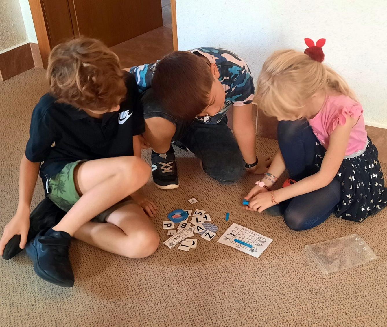 18. 9. Pasování na čtenáře, 2.B - 3