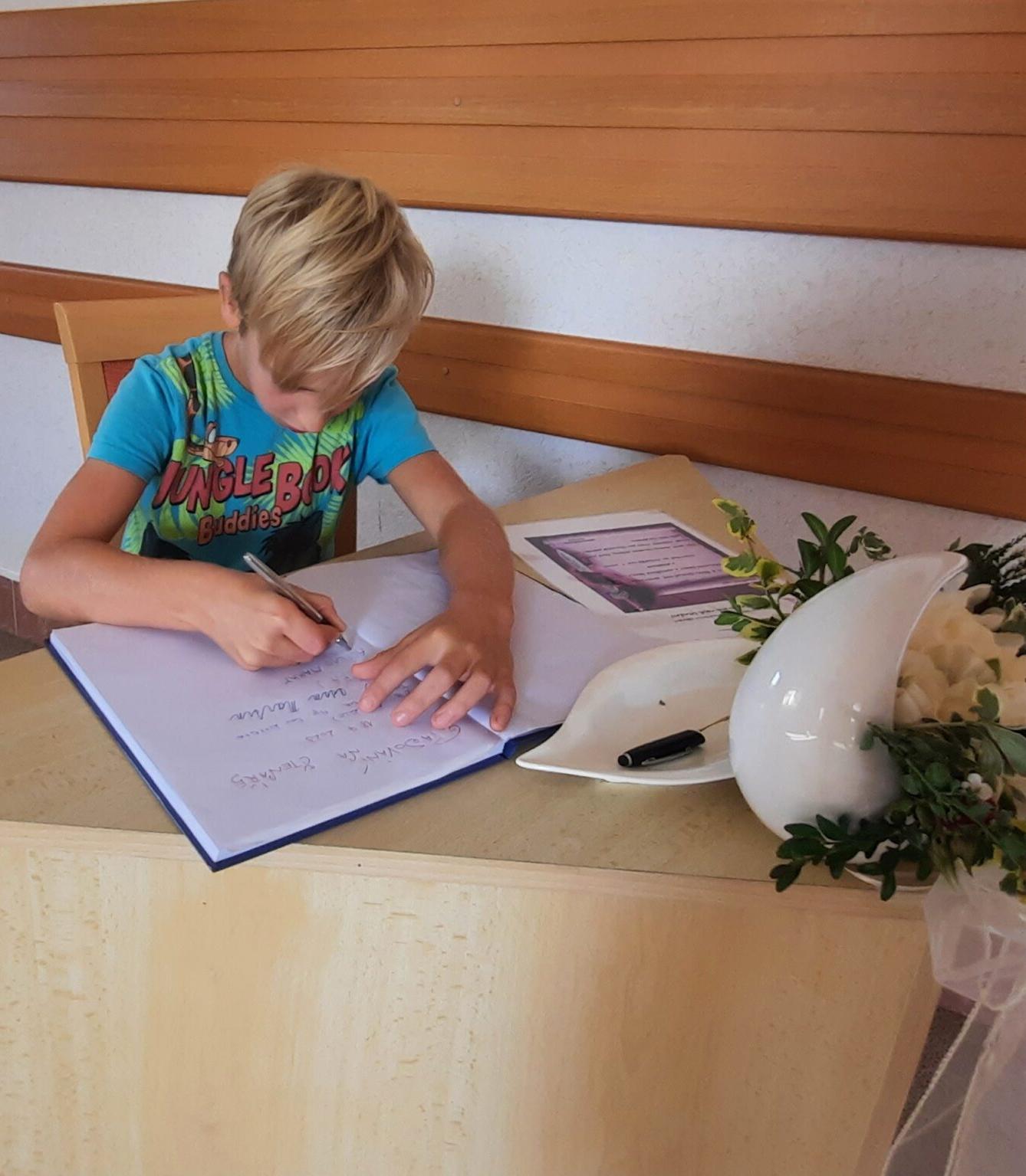 18. 9. Pasování na čtenáře, 2.B - 45