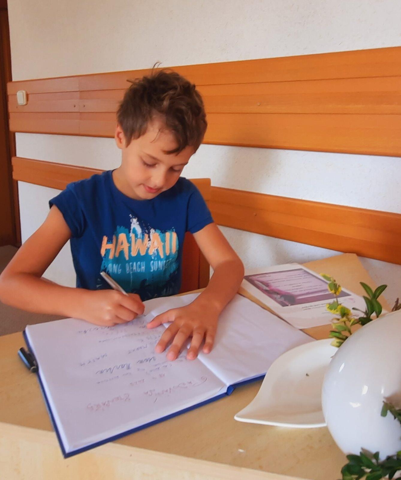 18. 9. Pasování na čtenáře, 2.B - 66