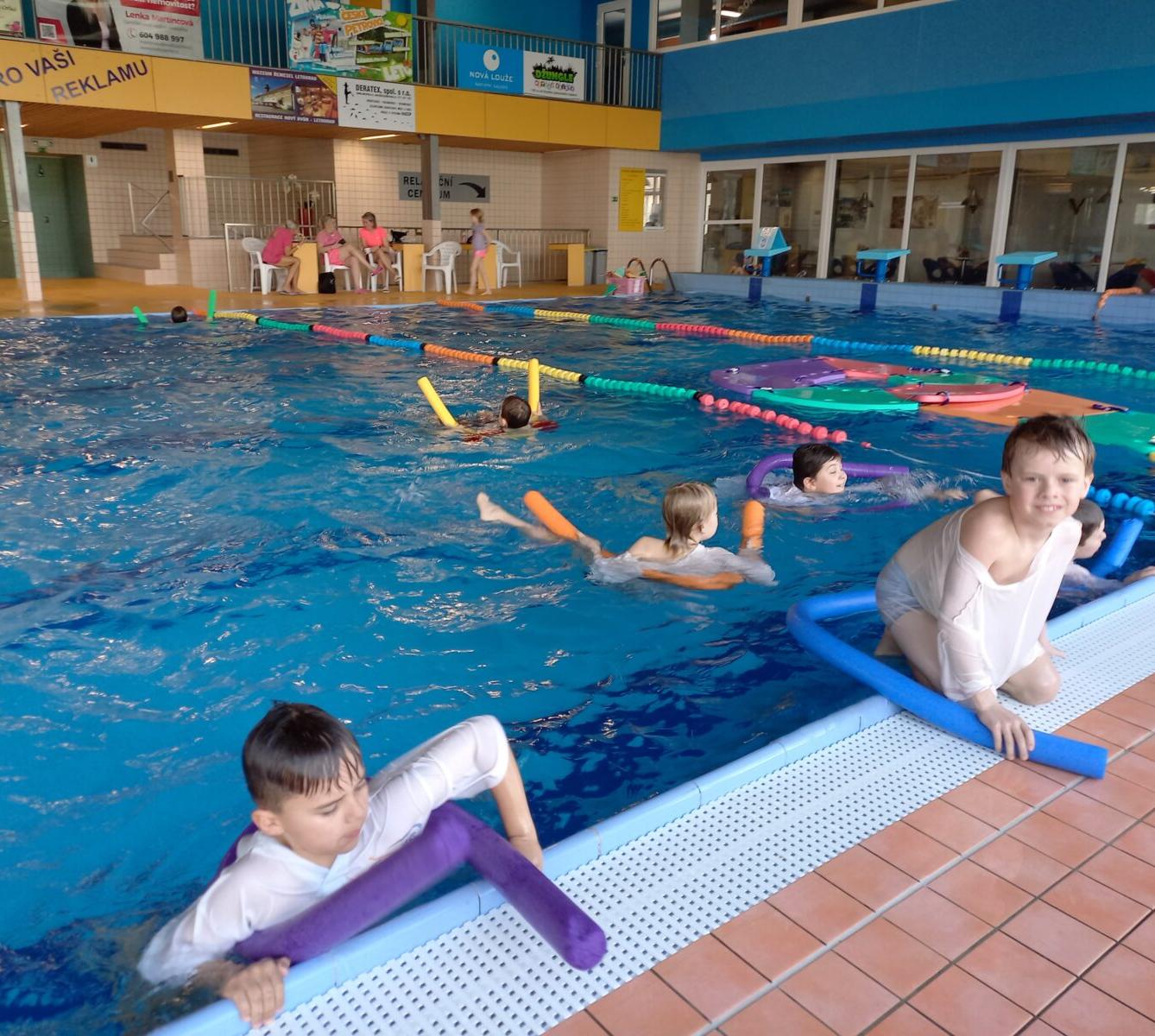 Plavání druháčků a třeťáčků pokračuje... - 2
