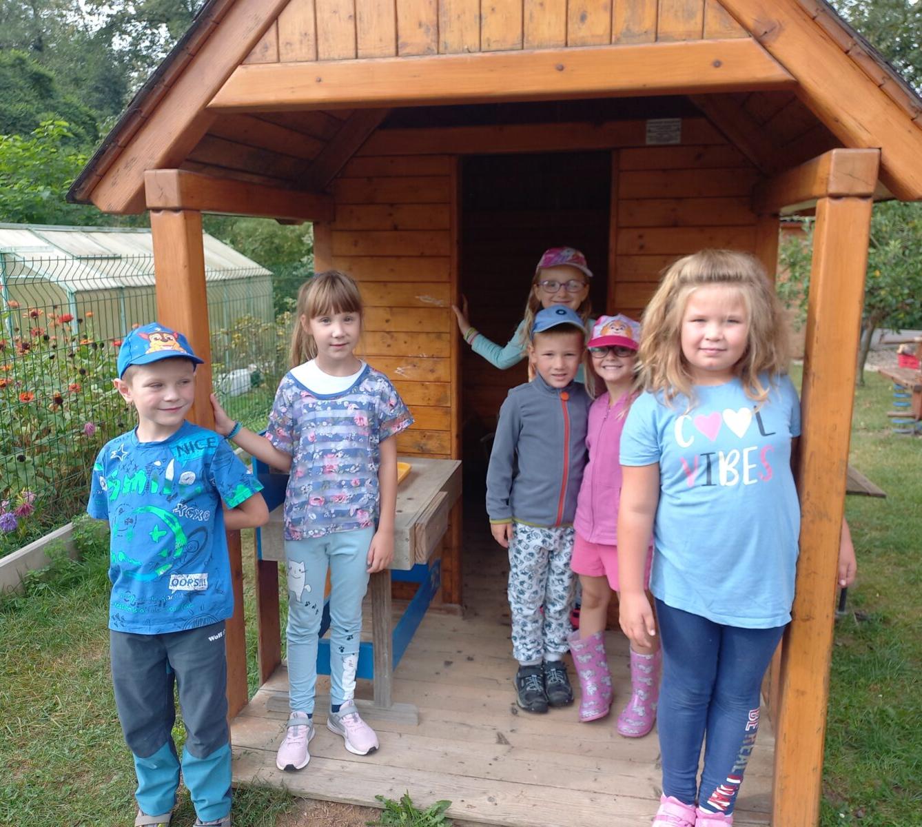 Prvňáčci na návštěvě v MŠ Kamarád - 3