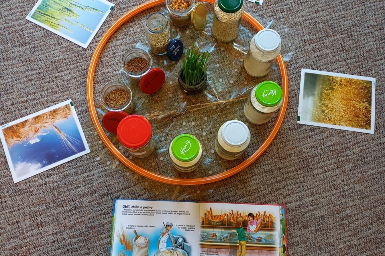 Tematická dílna "Od klásku k pecnu" v 1. třídě