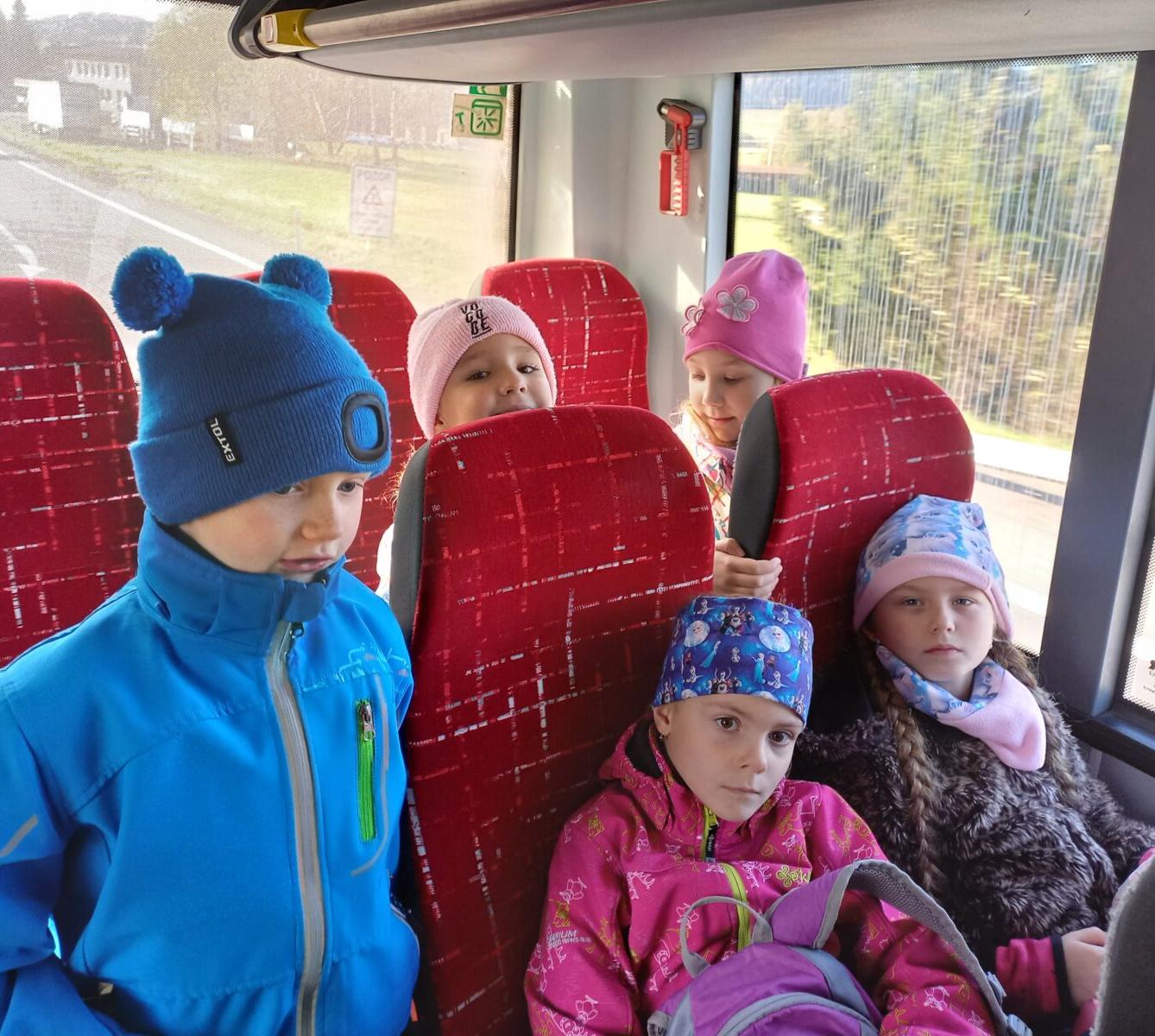 Tematická dílna "Od klásku k pecnu" v 1. třídě - 16