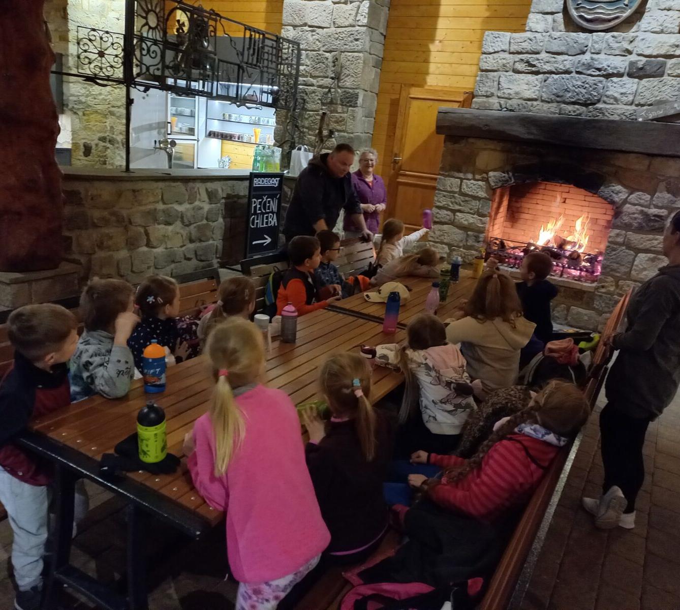 Tematická dílna "Od klásku k pecnu" v 1. třídě - 21