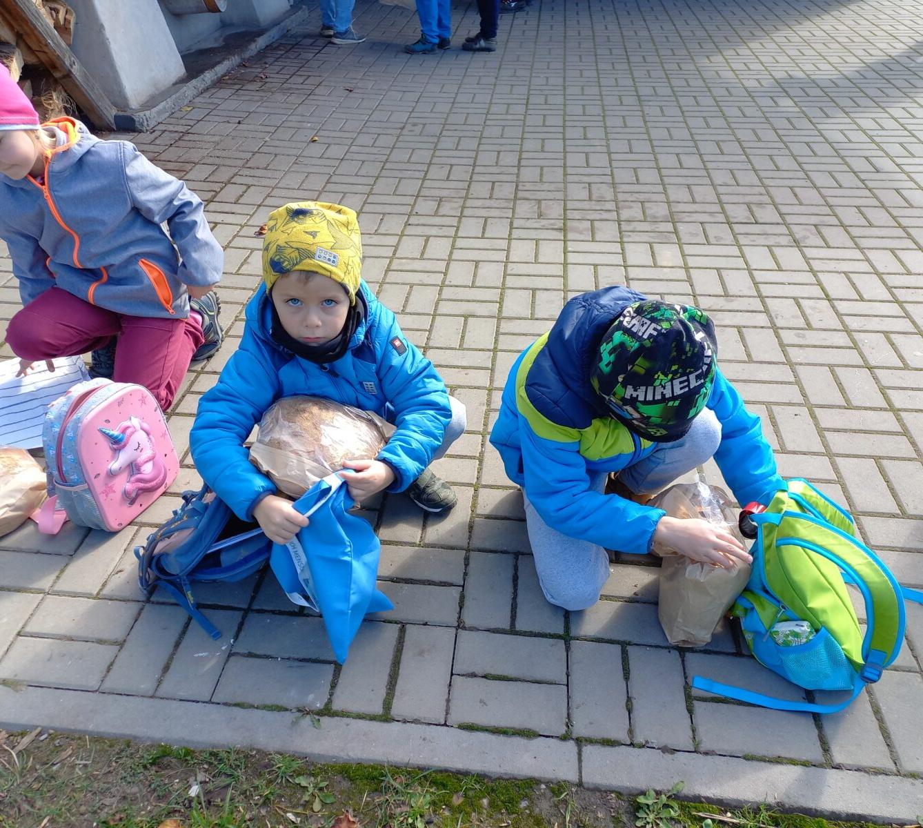 Tematická dílna "Od klásku k pecnu" v 1. třídě - 26