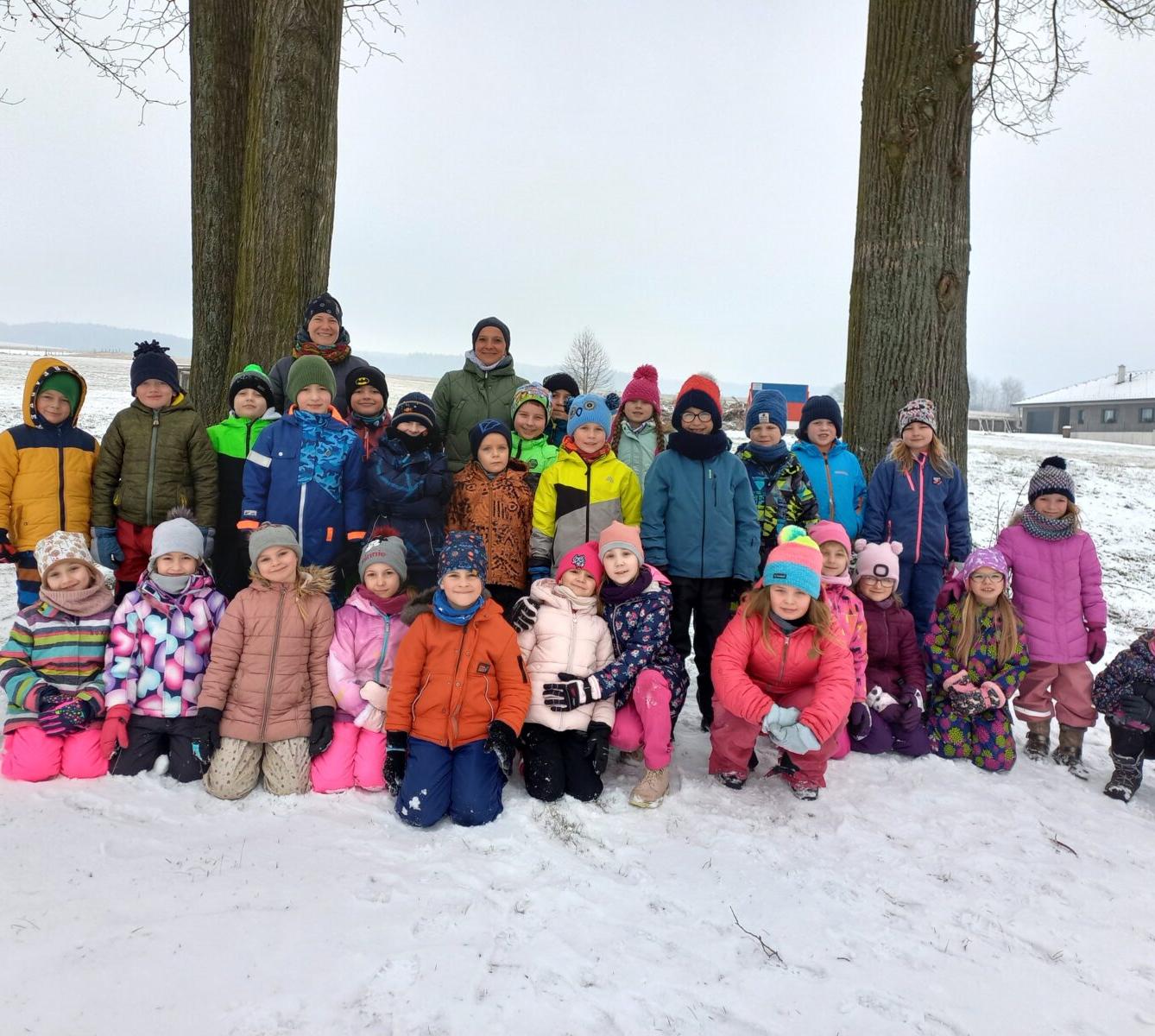 Prvňáčci na sněhu - 1