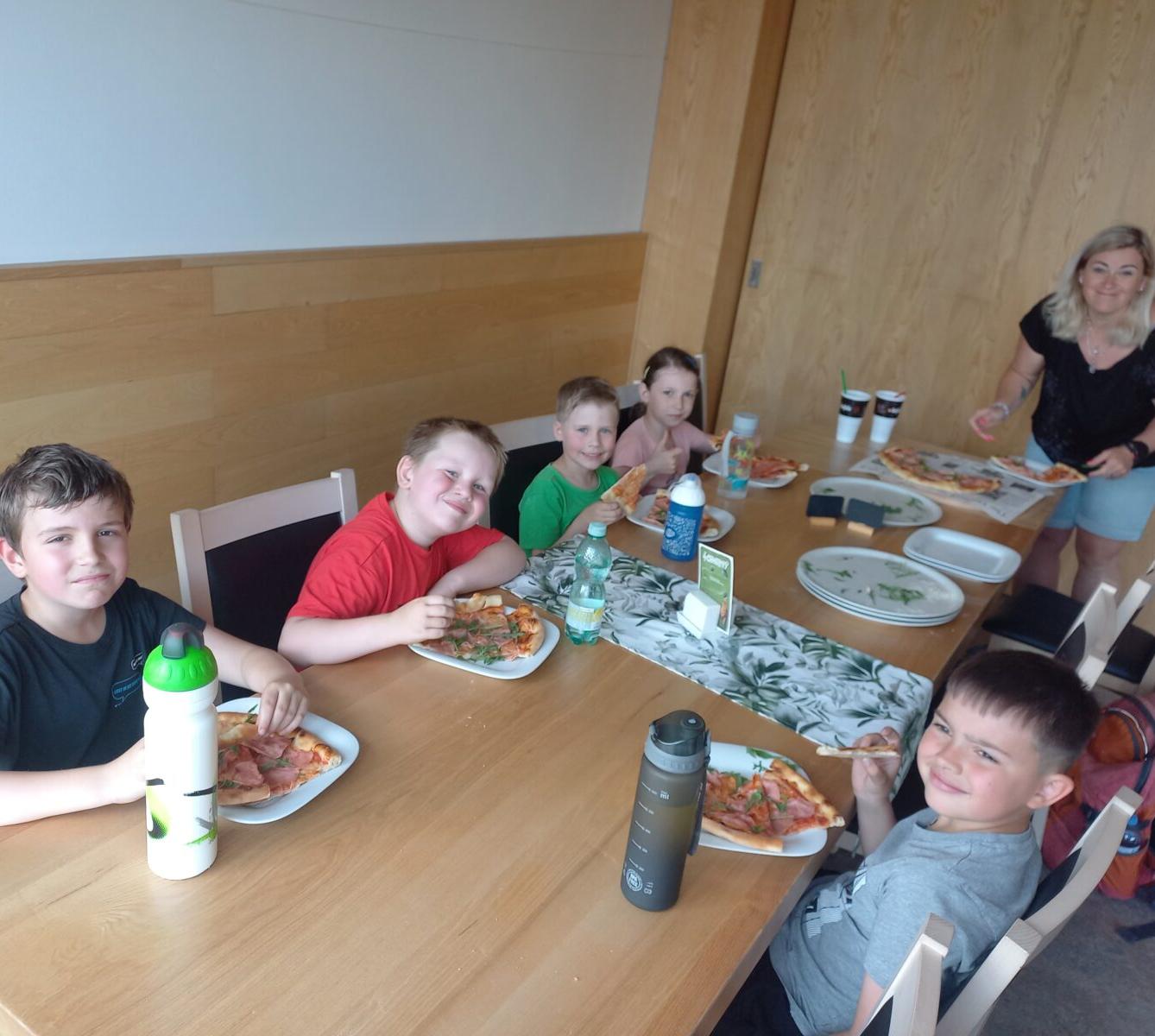 Prvňáčci na výletě ve Skipi - 14