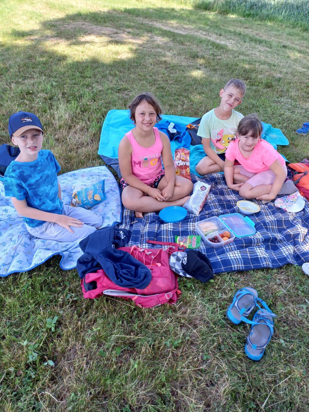 "Školní piknik" - 16