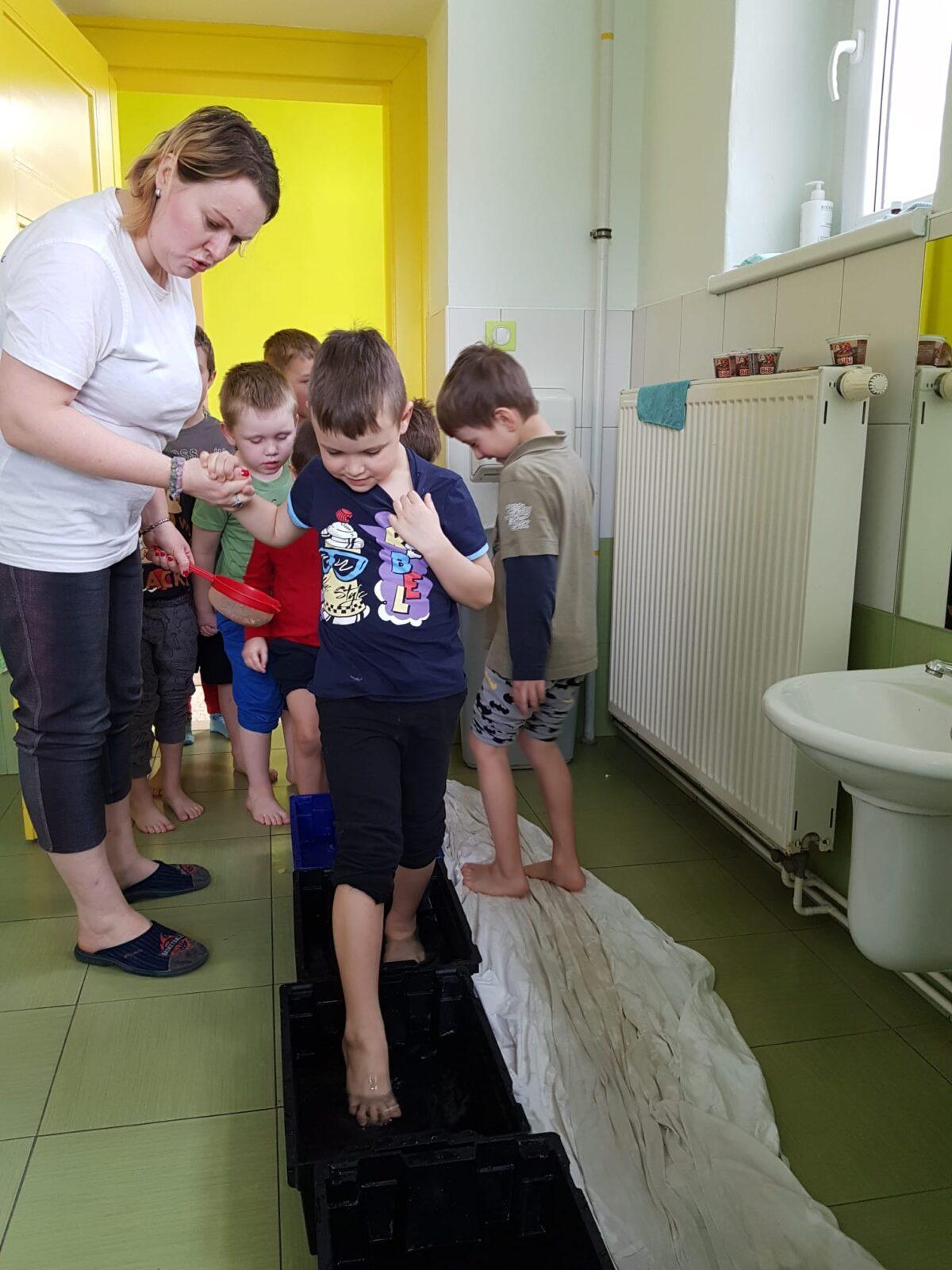 zdravé nožičky - zážitková pedagogika - 14