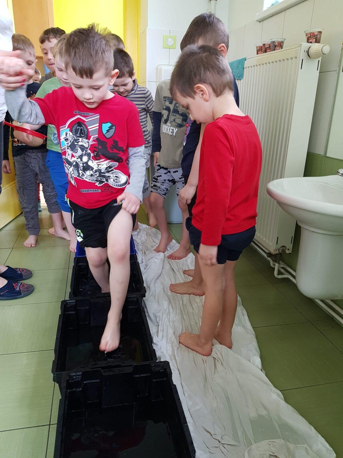 zdravé nožičky - zážitková pedagogika - 17