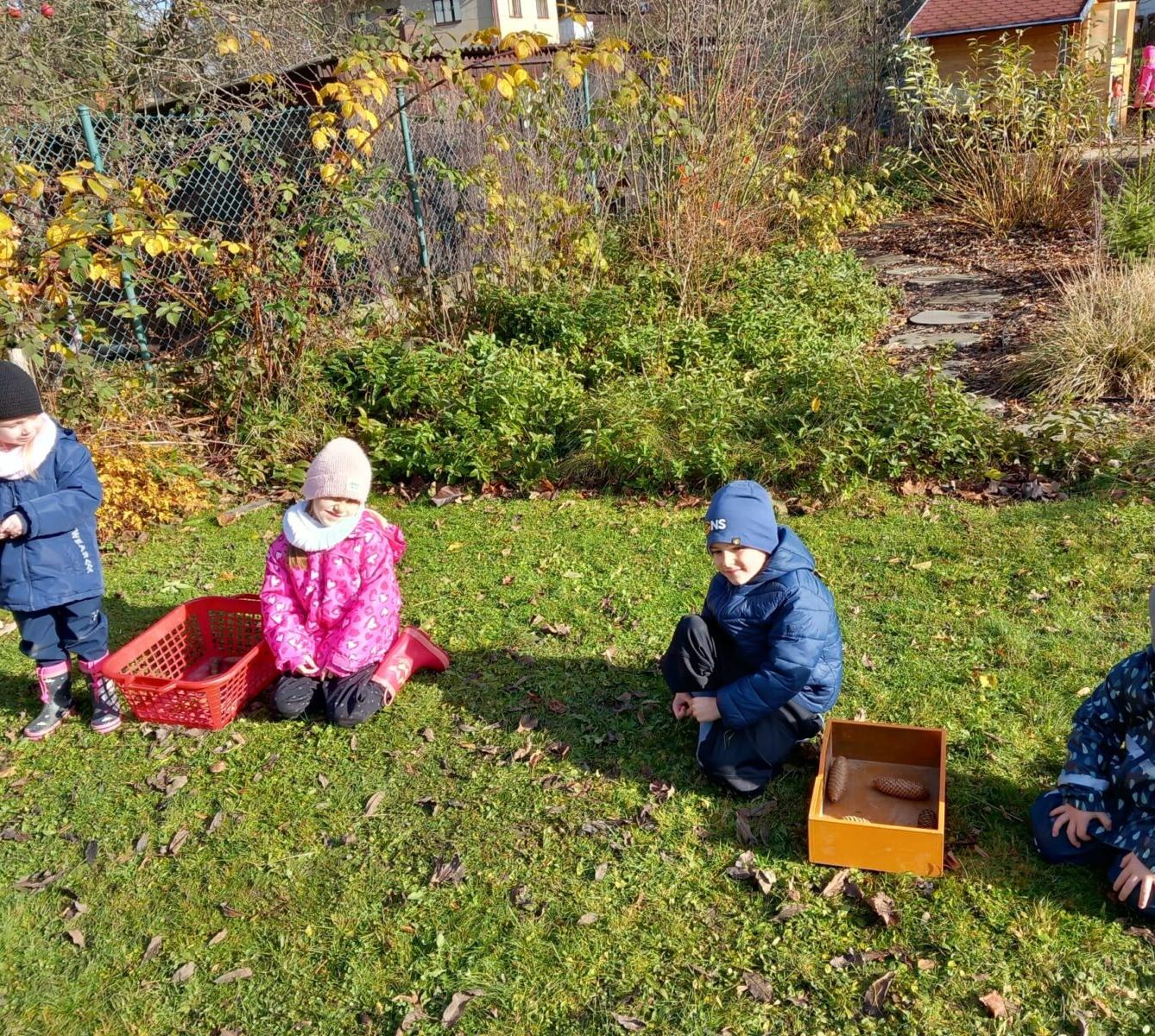 podzimní hry na zahradě - 7