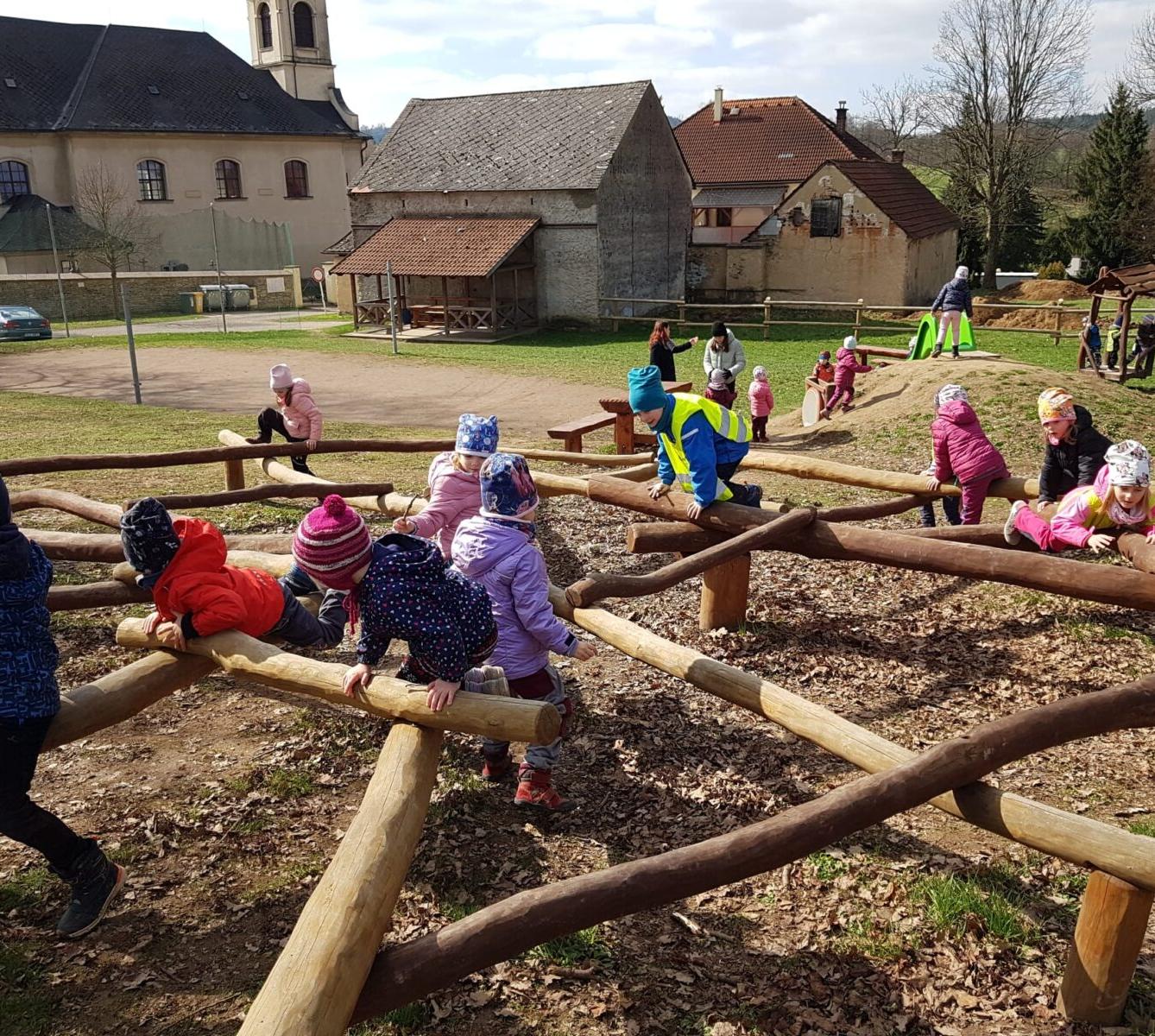 užíváme si pobyt venku - 6