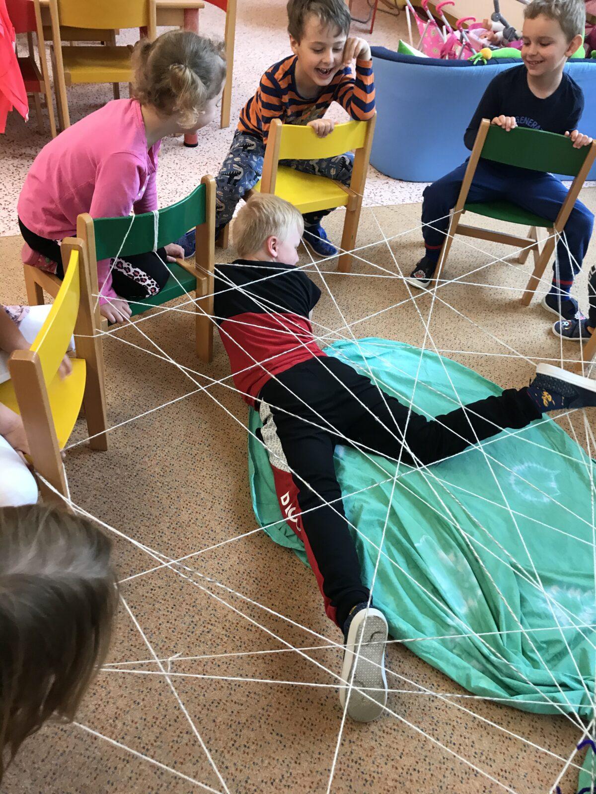 "Kam chodí broučci spát" - 19