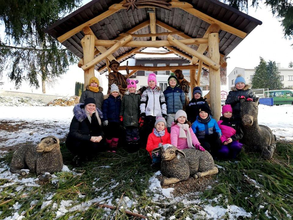 8. 12. Vánoční přání - 13