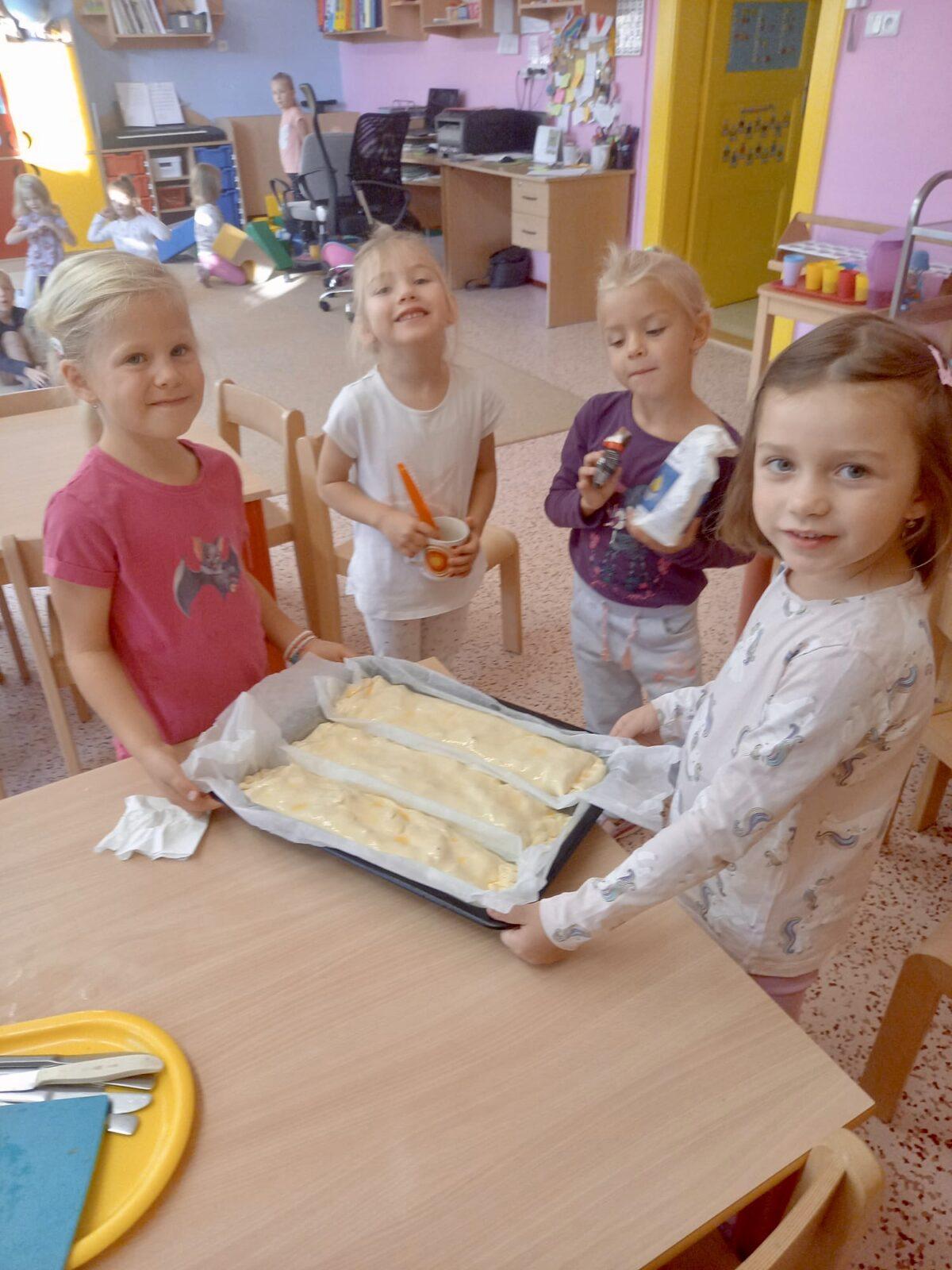 SOVIČKY: ,,ČAS JABLÍČKOVÉ VŮNĚ" - 6