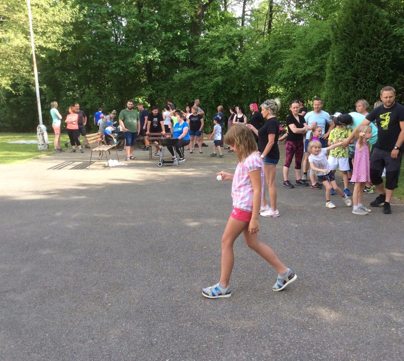 ŠD - sportovní odpoledne s rodiči - 16