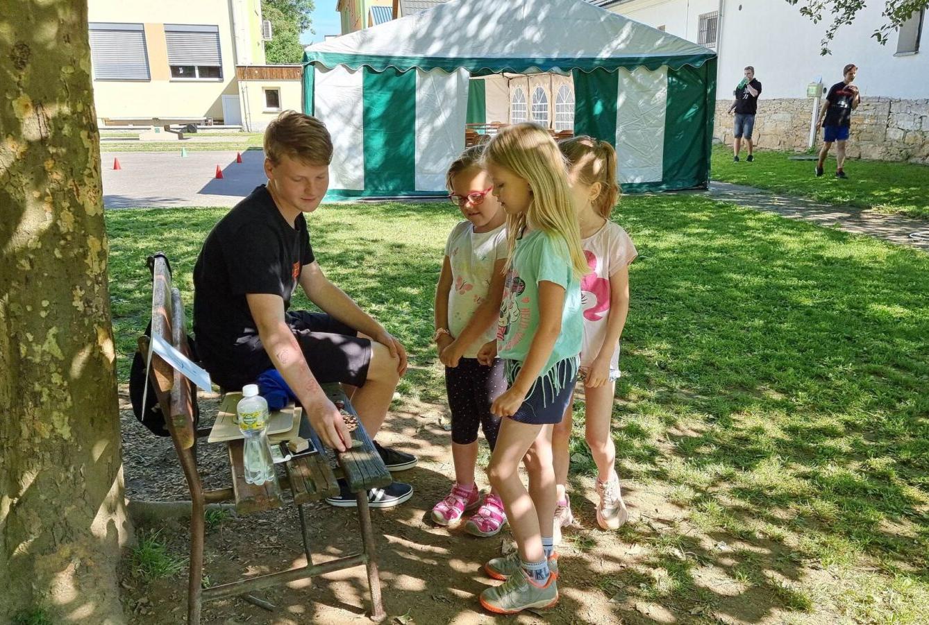 Sportovní hry s deváťáky - 9